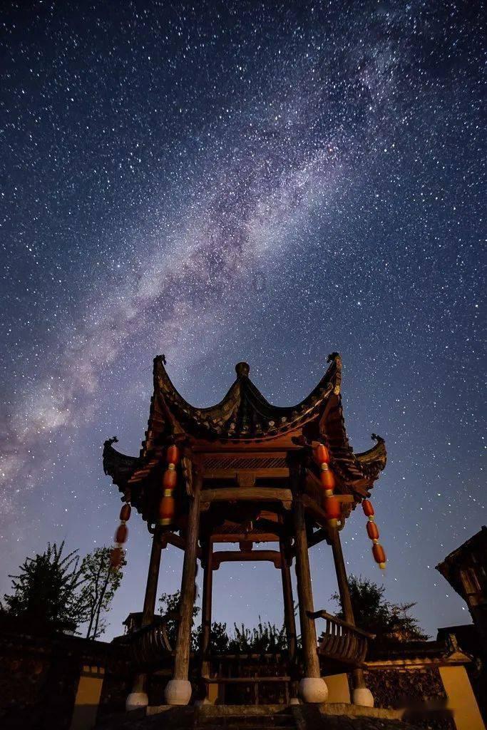 张康阳发社媒庆祝国米夺得意大利超级杯冠军:蓝黑在我心中
